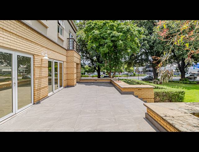 244M² OFFICE TO LET IN FERNDALE